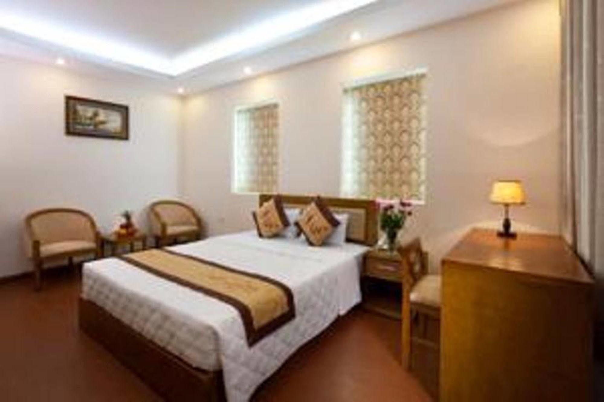 Lam Bao Long Hotel Хюэ Экстерьер фото