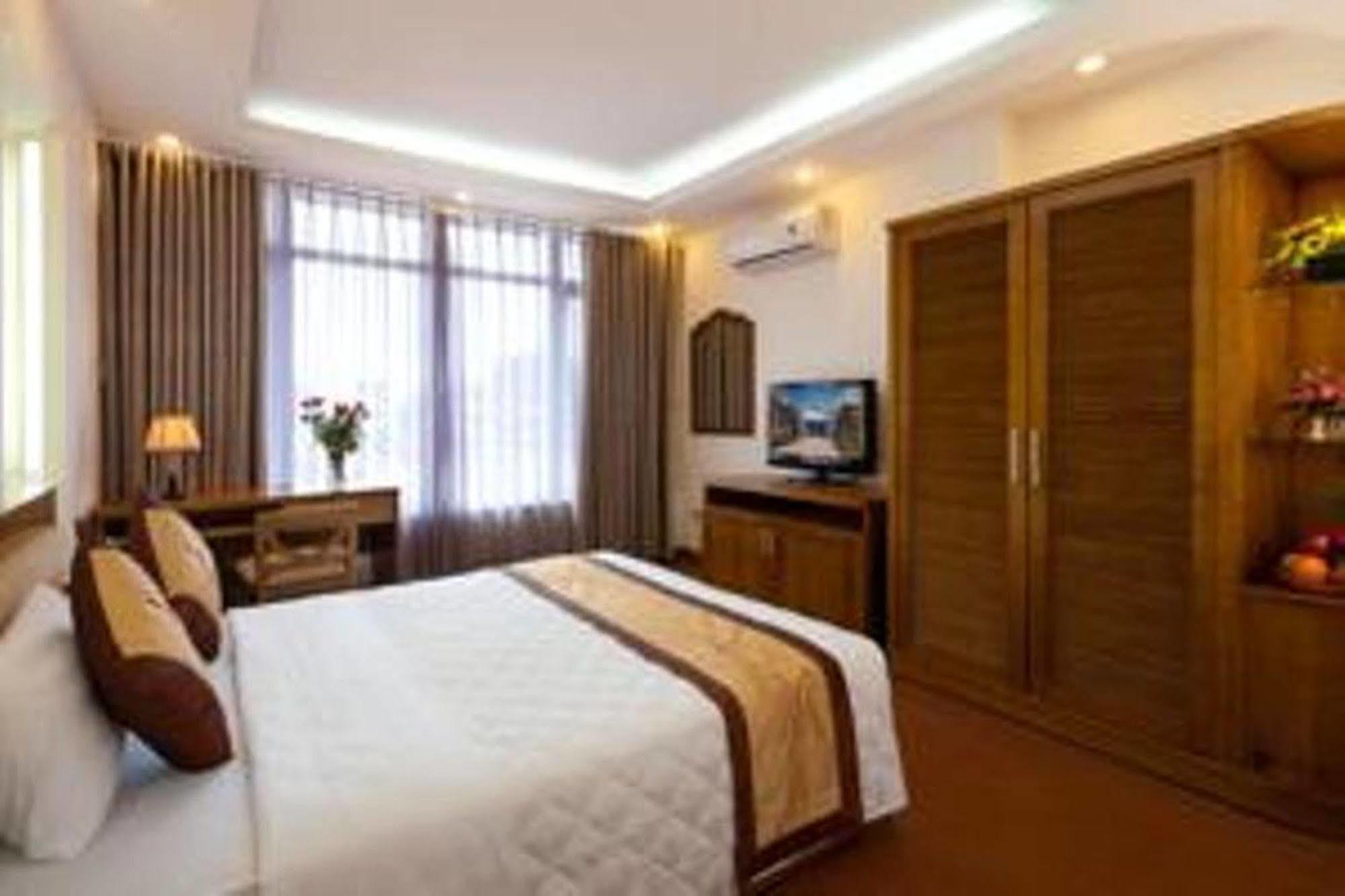 Lam Bao Long Hotel Хюэ Экстерьер фото